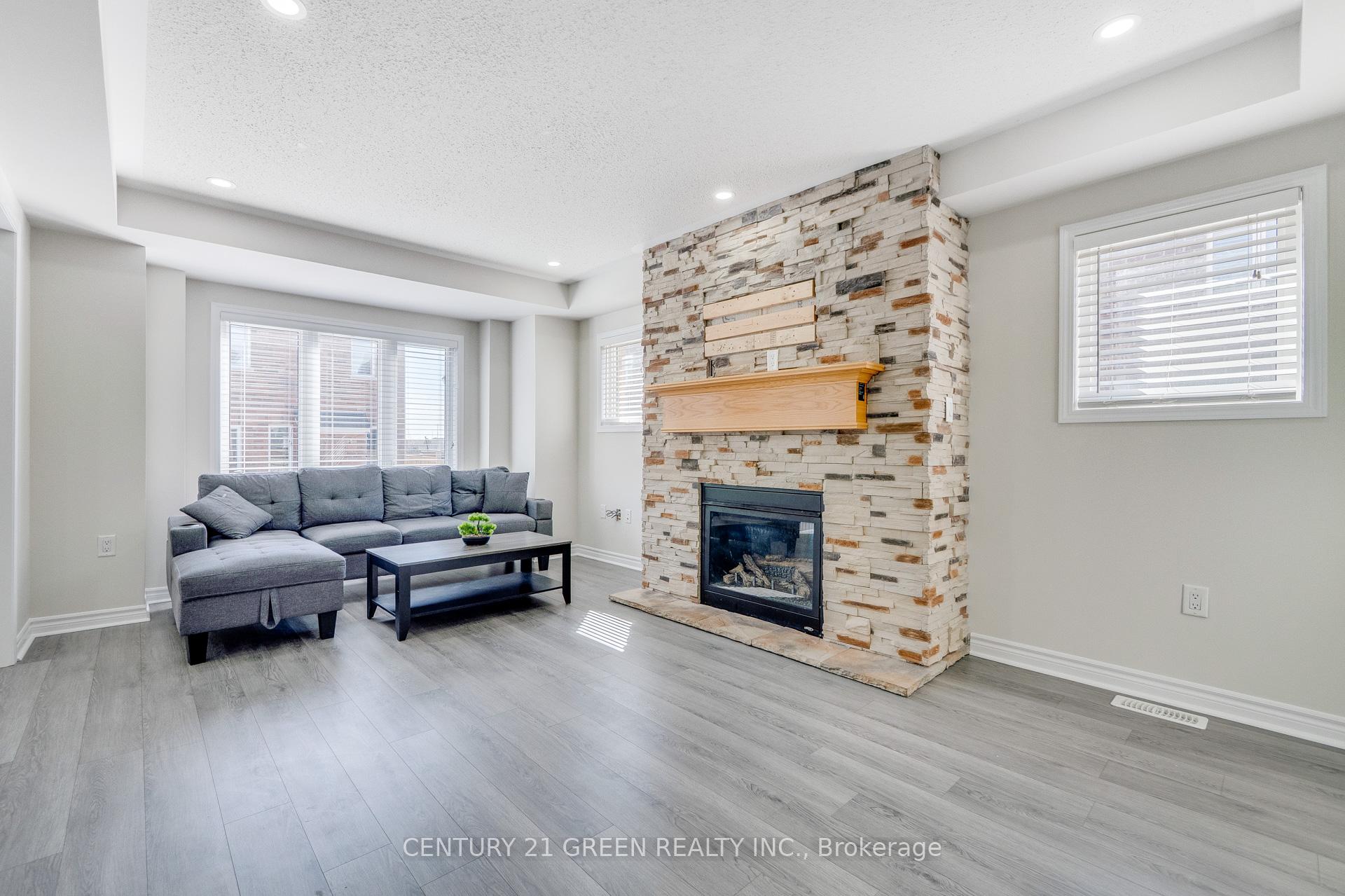 Photo 12 of 34 Dredge Court, Milton, Willmott — HOMEH