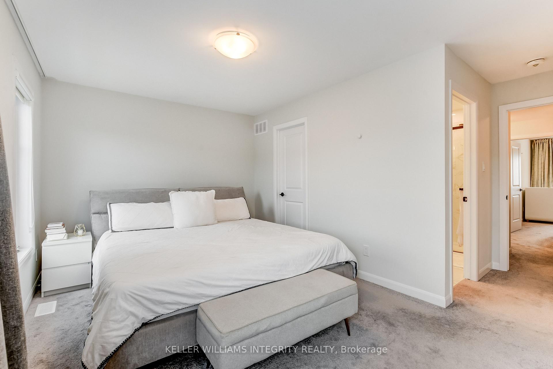 Photo 25 of 31 Lakepointe Drive, Ottawa, Avalon East — HOMEH