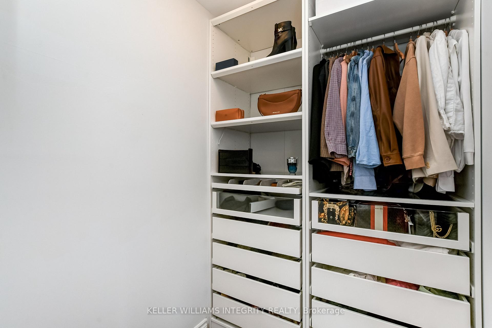 Photo 27 of 31 Lakepointe Drive, Ottawa, Avalon East — HOMEH