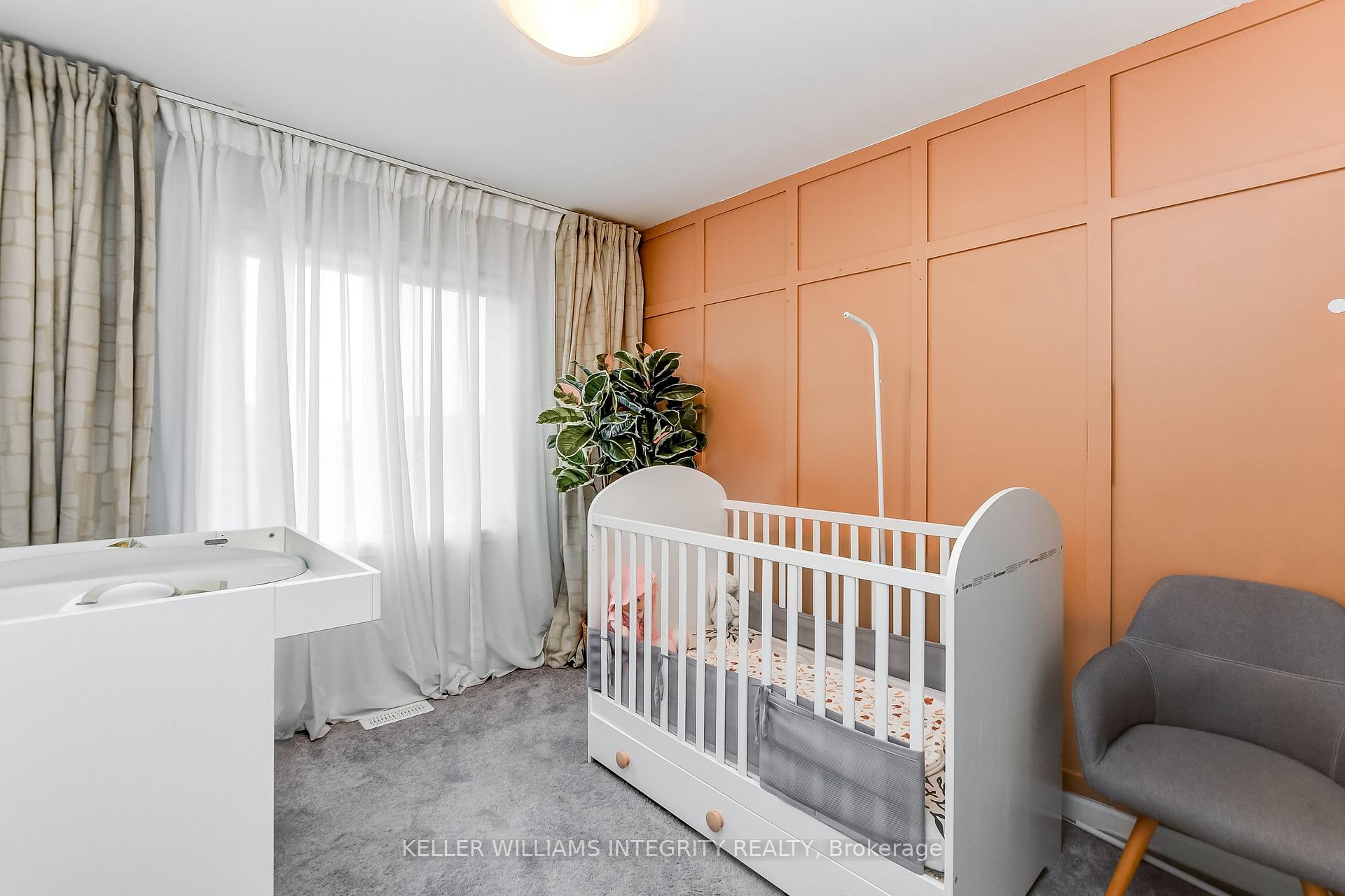Photo 29 of 31 Lakepointe Drive, Ottawa, Avalon East — HOMEH