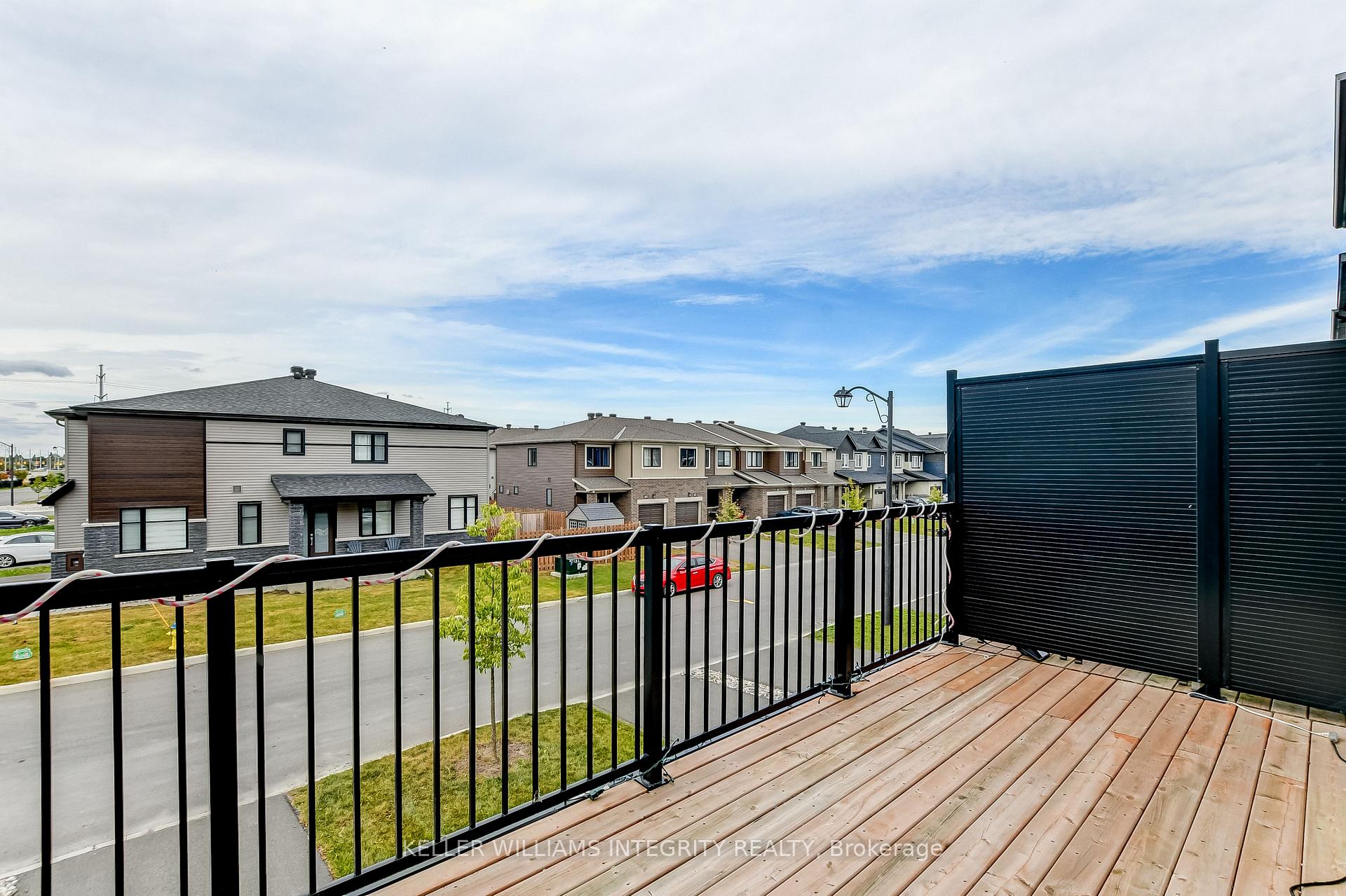 Photo 38 of 31 Lakepointe Drive, Ottawa, Avalon East — HOMEH