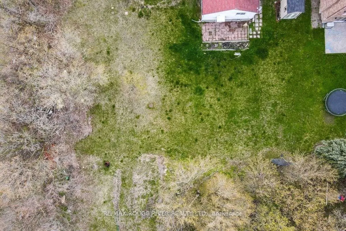 Photo 17 of 1725 Spruce Hill Road, Pickering, Dunbarton — HOMEH