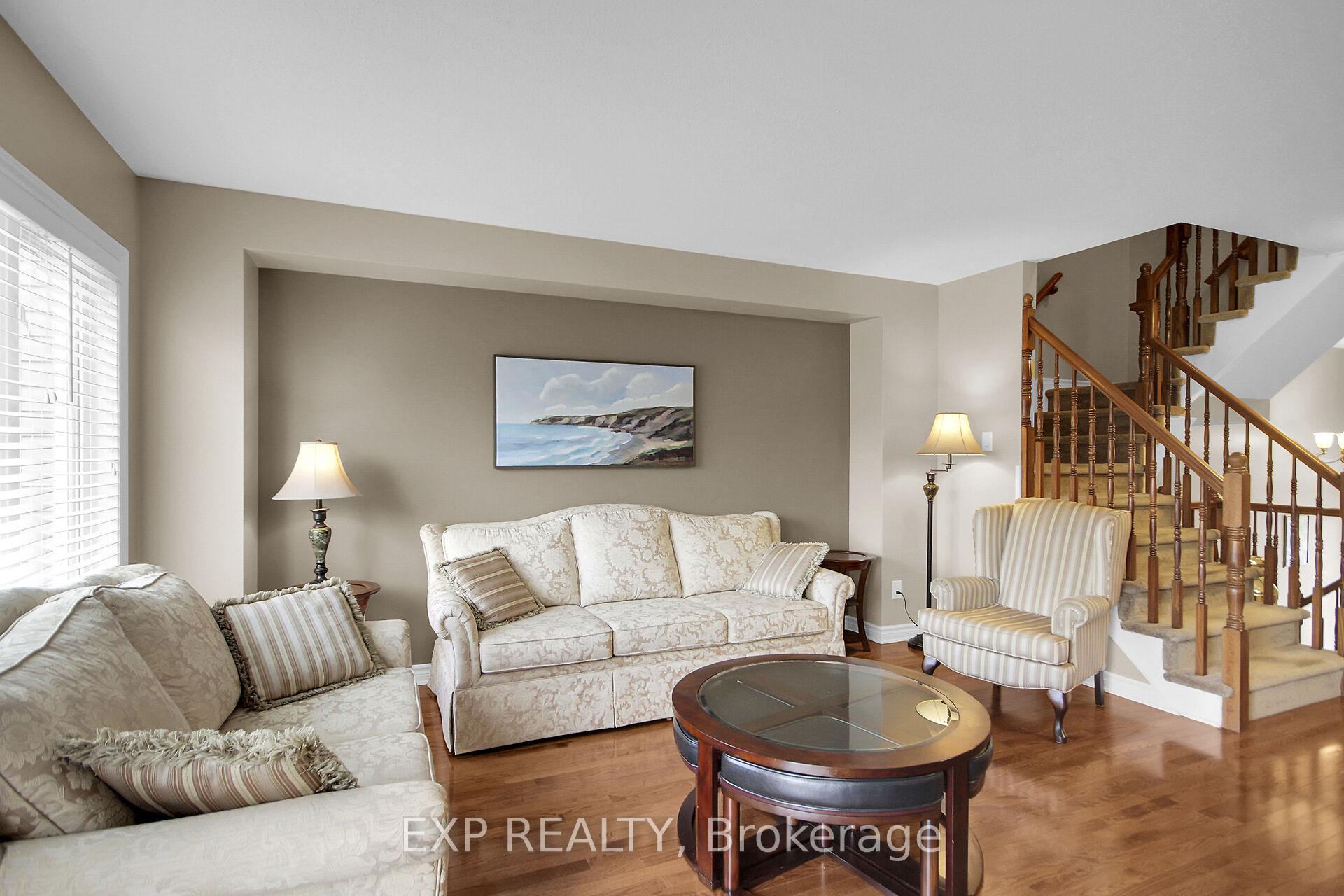 Photo 5 of 164 Parkrose Private, Ottawa, Chatelaine Village — HOMEH