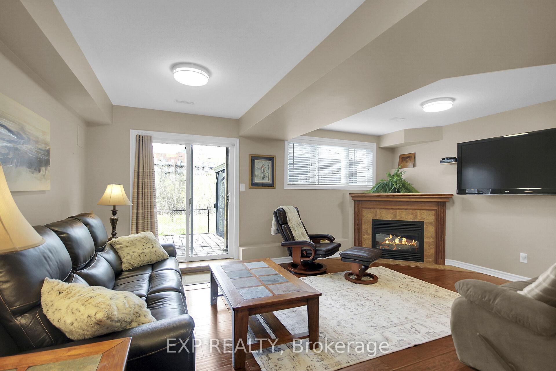 Photo 23 of 164 Parkrose Private, Ottawa, Chatelaine Village — HOMEH