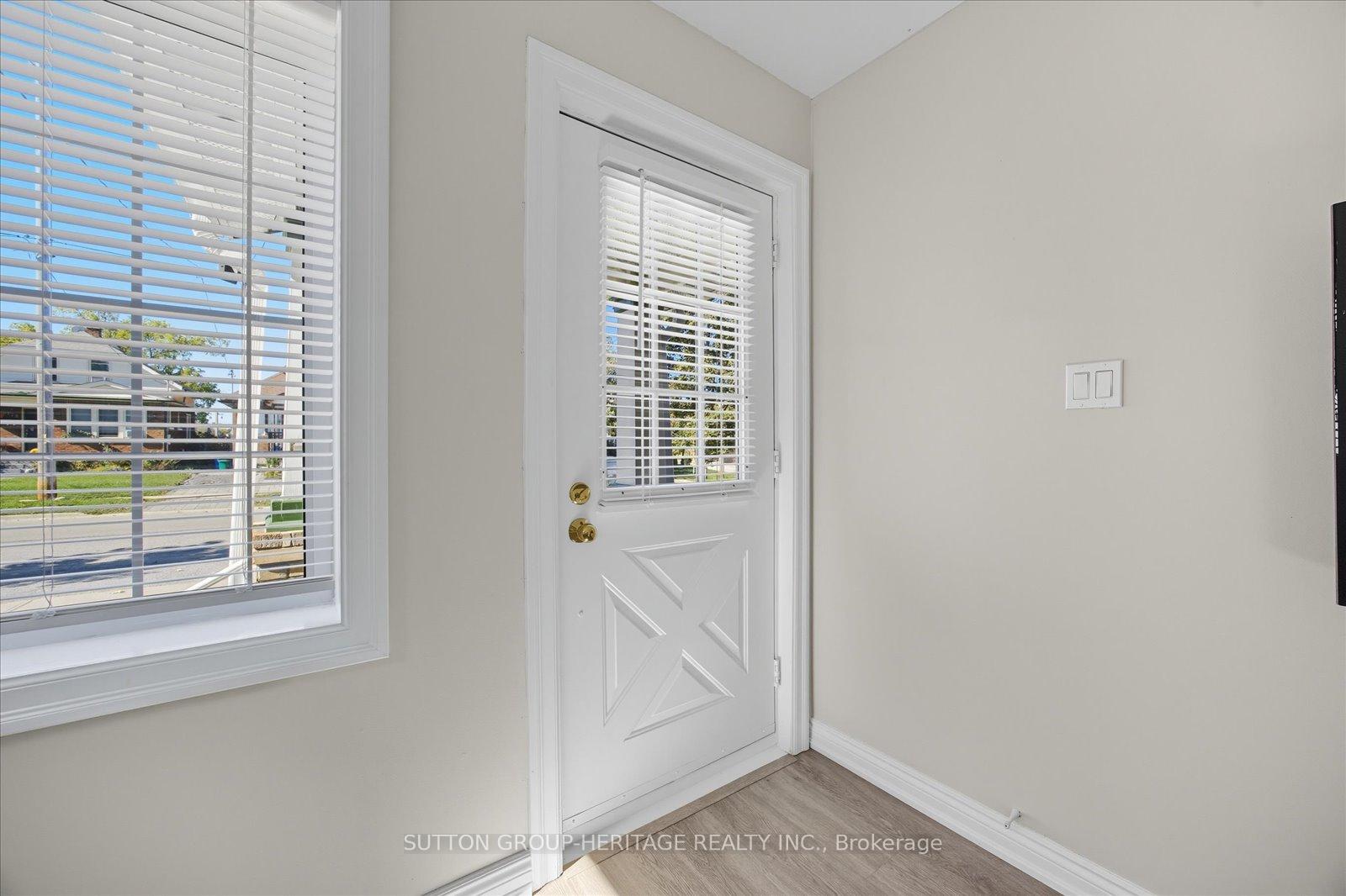 Photo 4 of 179 Oshawa Boulevard N, Oshawa, O'Neill — HOMEH