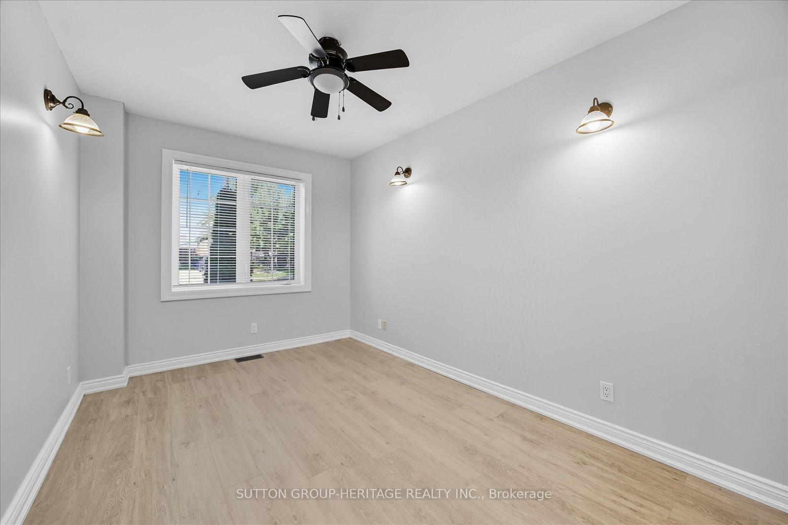Photo 17 of 179 Oshawa Boulevard N, Oshawa, O'Neill — HOMEH