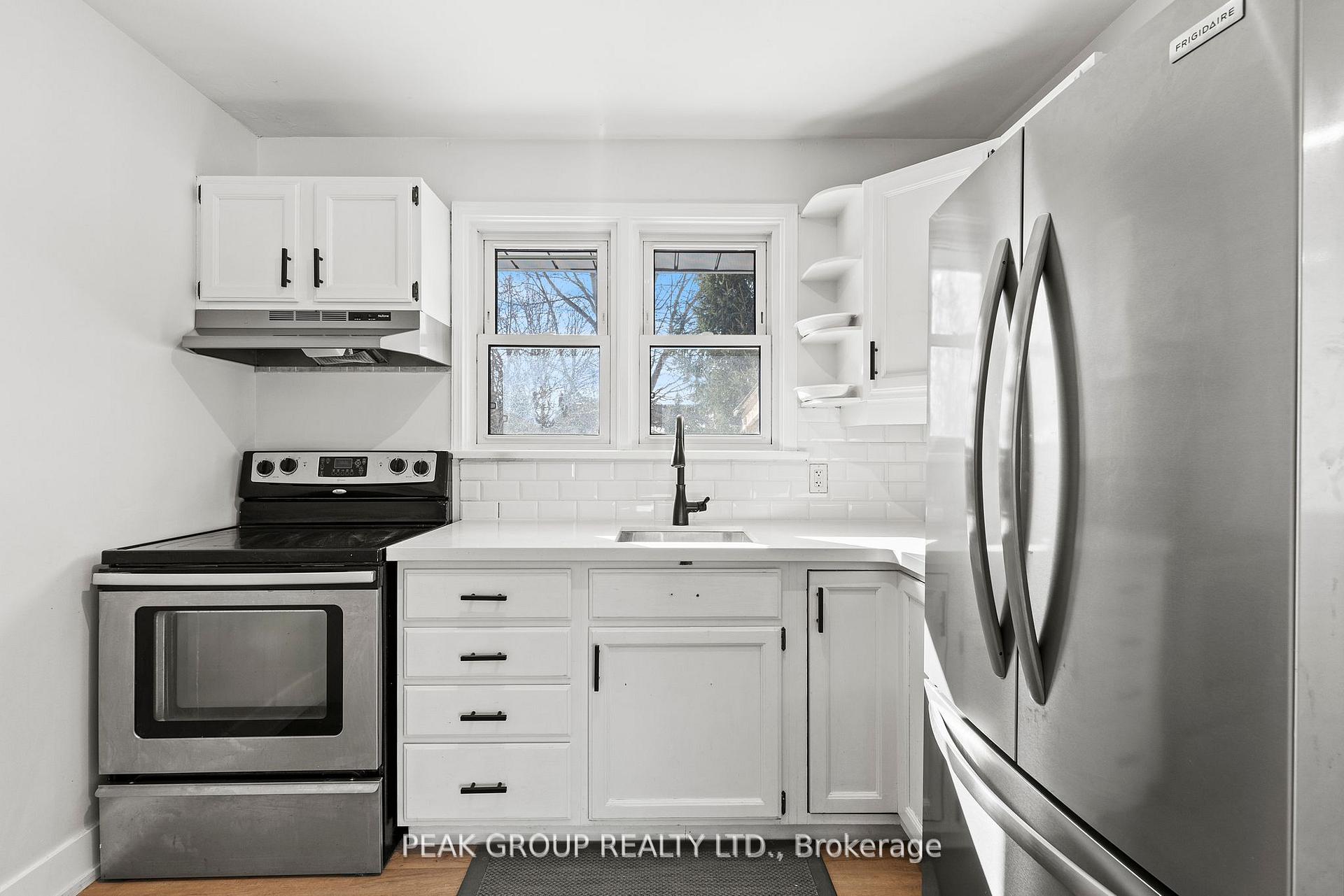 Photo 12 of 5920 Silverwood Crescent, Niagara Falls, Church's Lane — HOMEH