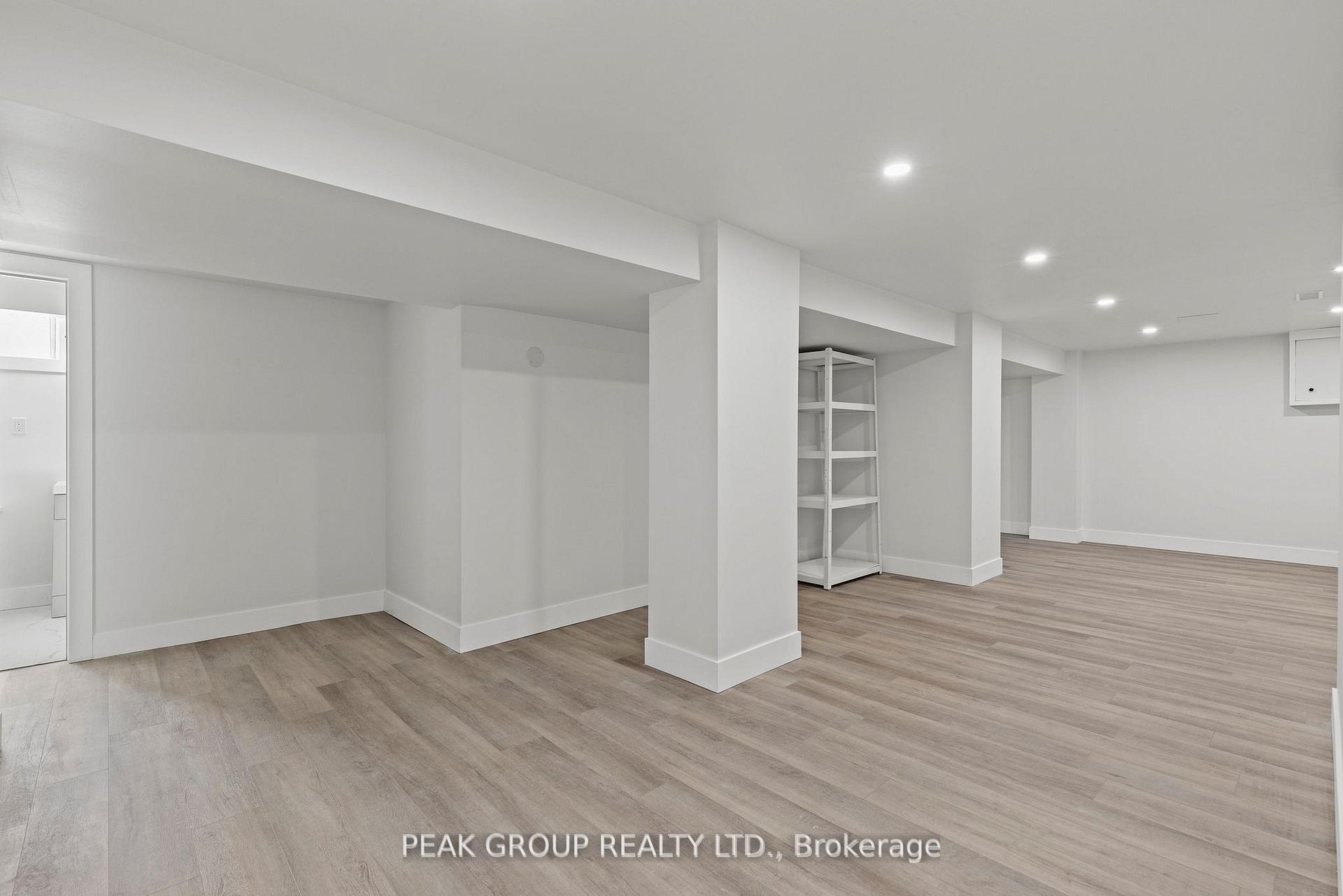 Photo 25 of 5920 Silverwood Crescent, Niagara Falls, Church's Lane — HOMEH