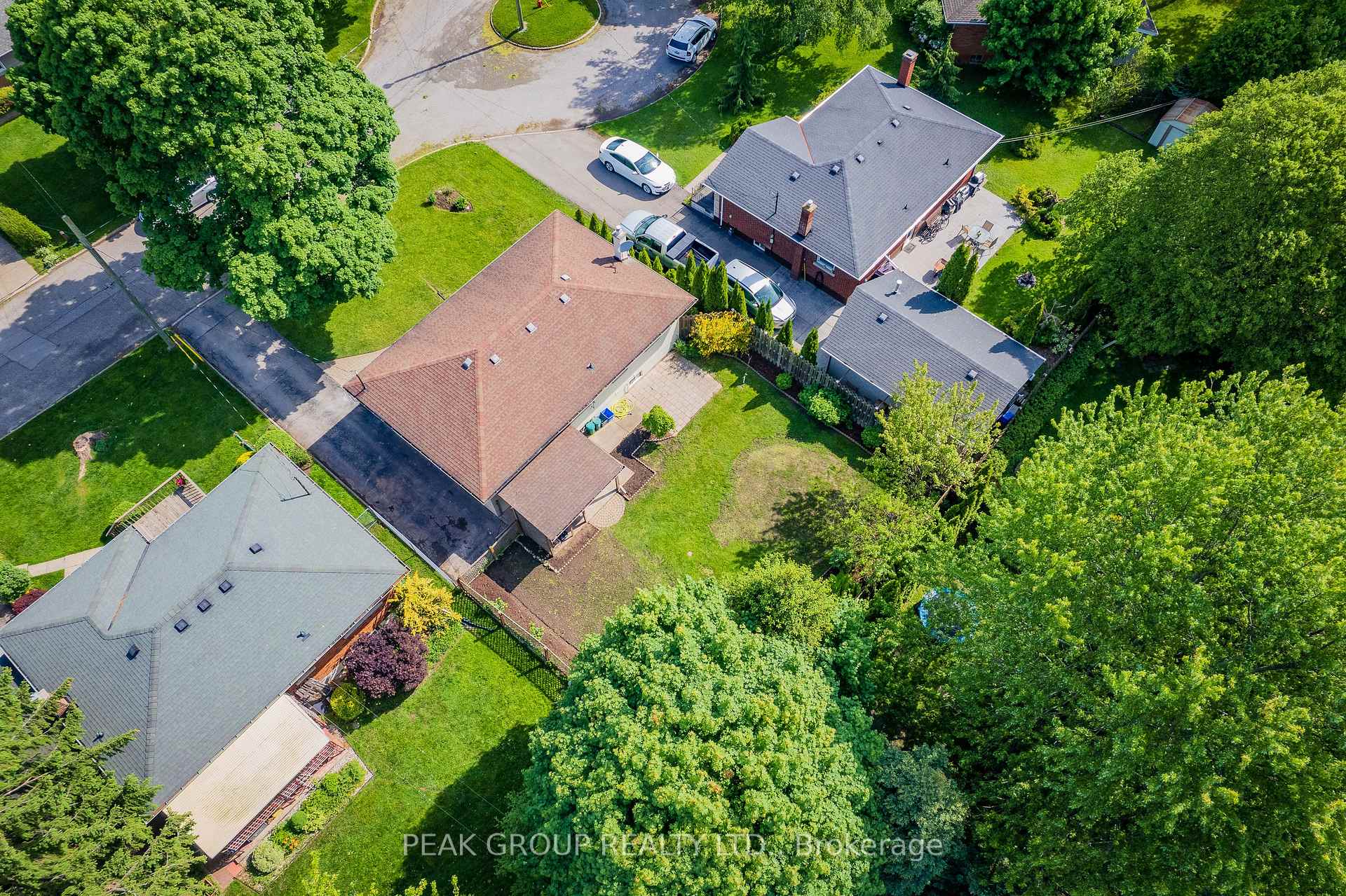 Photo 30 of 5920 Silverwood Crescent, Niagara Falls, Church's Lane — HOMEH