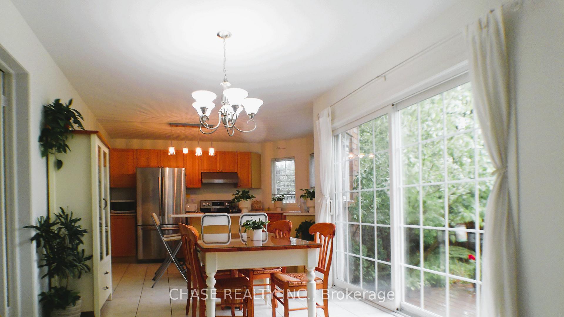Photo 9 of 926 Stearn Place, Milton, Beaty — HOMEH