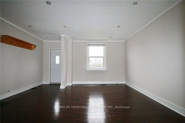 Photo 3 of 494 Front Street, Oshawa, Central — HOMEH