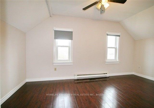 Photo 5 of 494 Front Street, Oshawa, Central — HOMEH