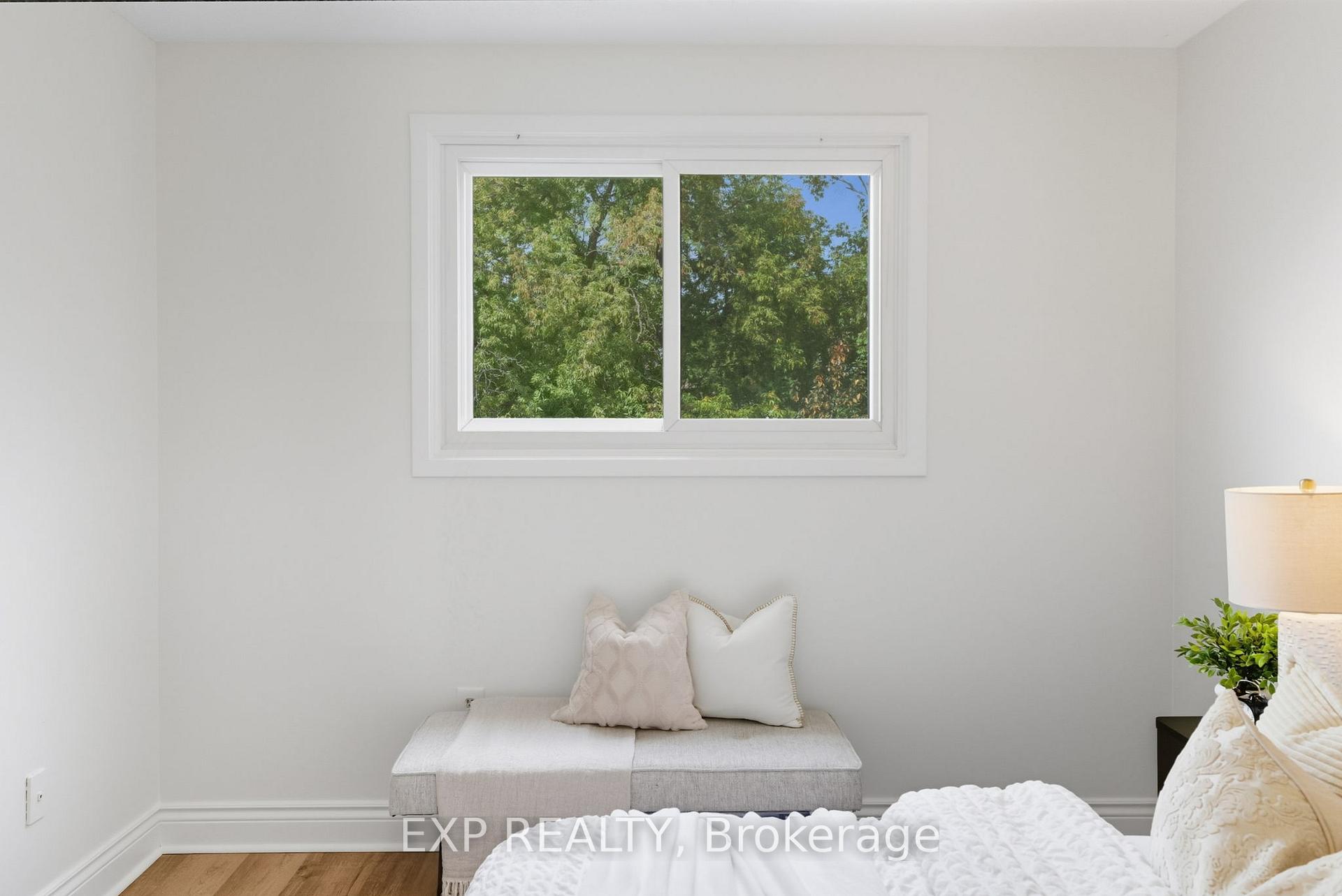 Photo 17 of 236 Northminster Court, Oshawa, Centennial — HOMEH