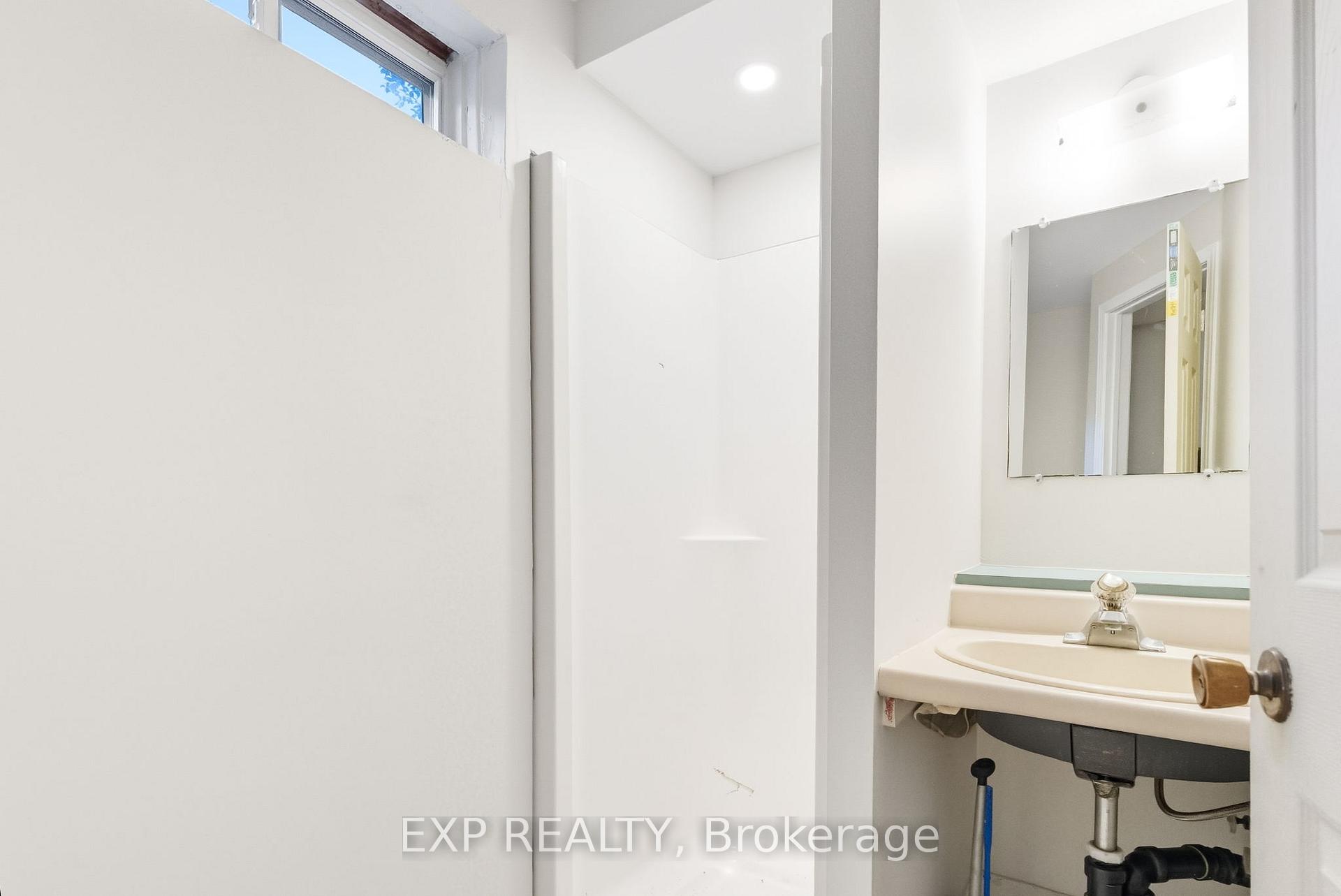 Photo 27 of 236 Northminster Court, Oshawa, Centennial — HOMEH