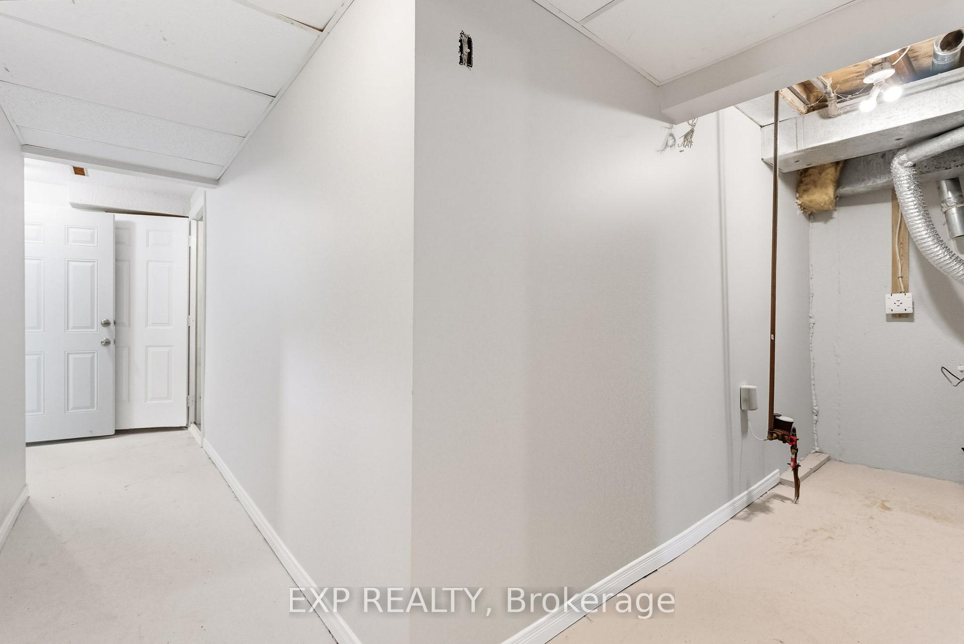 Photo 31 of 236 Northminster Court, Oshawa, Centennial — HOMEH