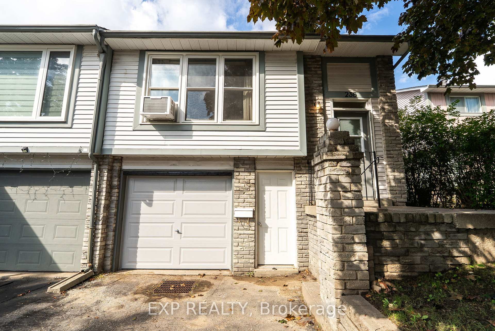 Photo 45 of 236 Northminster Court, Oshawa, Centennial — HOMEH