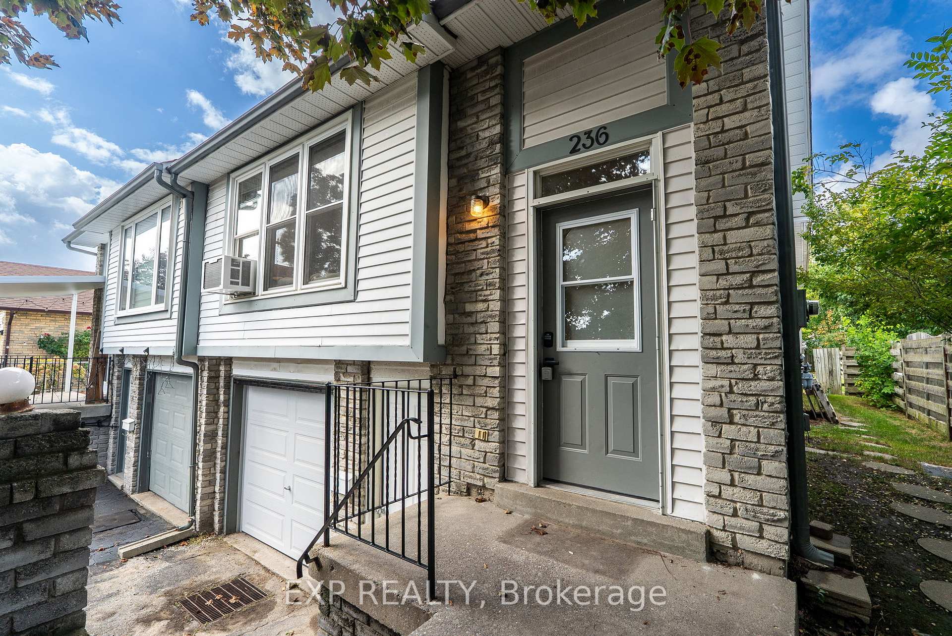 Photo 48 of 236 Northminster Court, Oshawa, Centennial — HOMEH