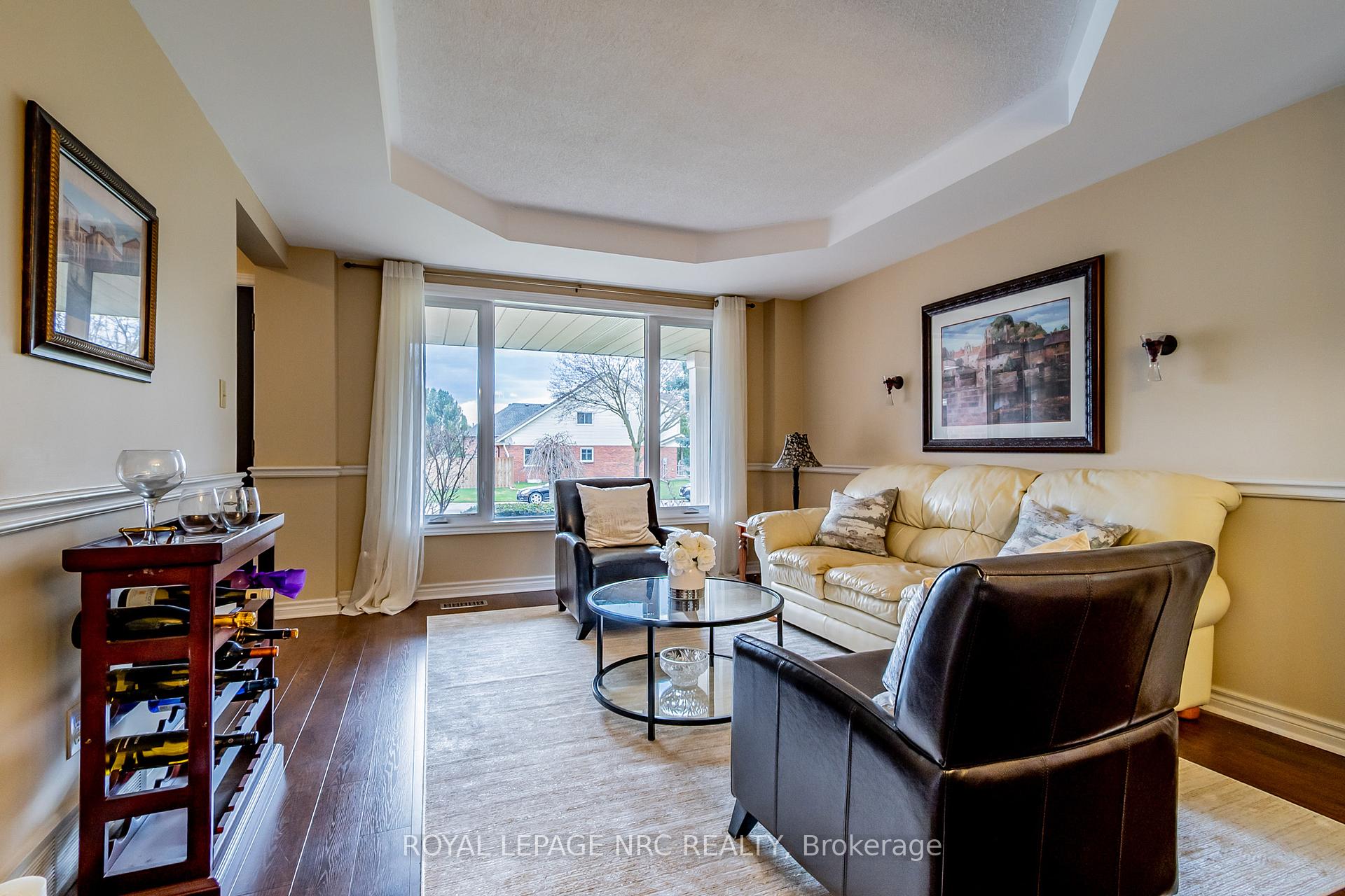 Photo 9 of 2675 Mountaincrest Avenue, Niagara Falls, Church's Lane — HOMEH