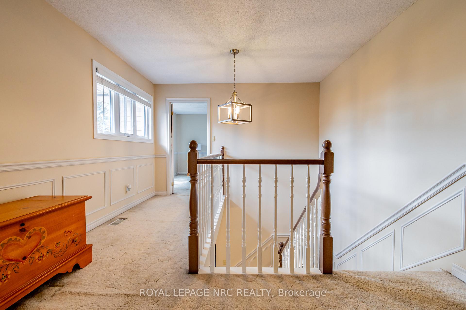 Photo 23 of 2675 Mountaincrest Avenue, Niagara Falls, Church's Lane — HOMEH