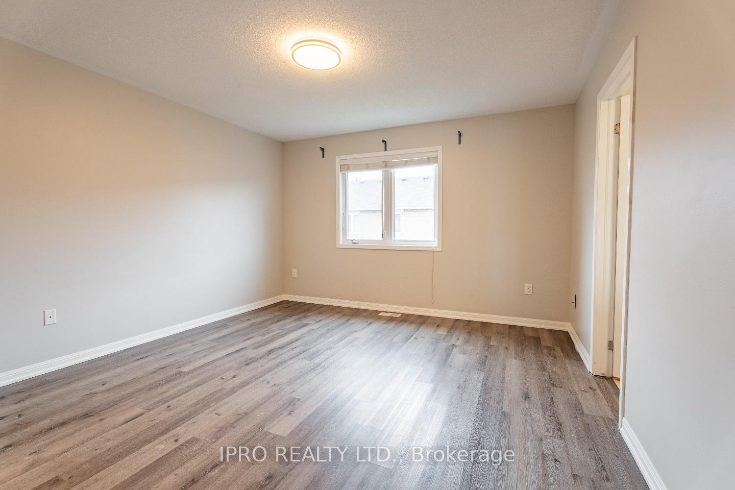 Photo 15 of 1136 Solomon Court, Milton, Willmott — HOMEH