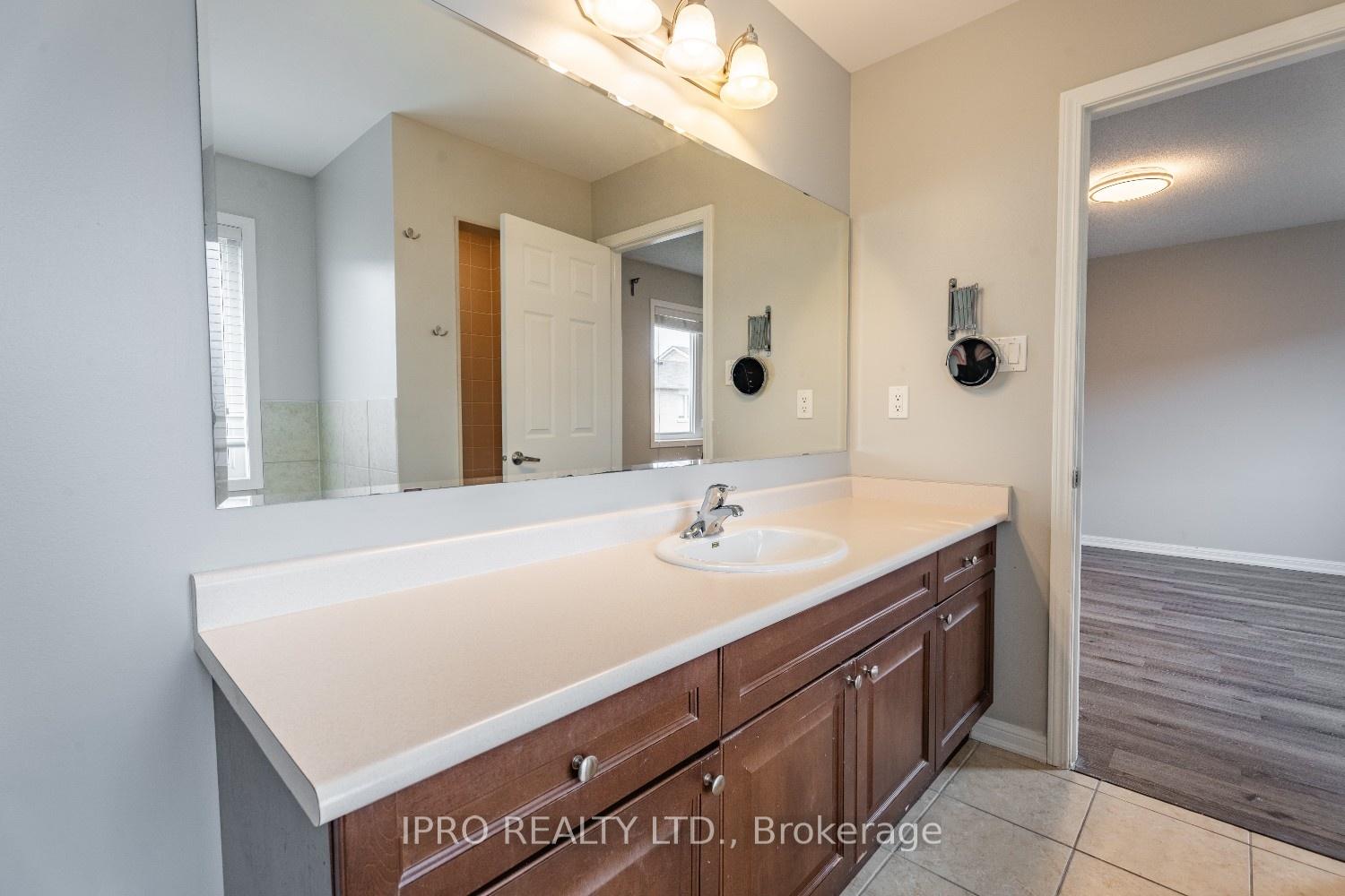 Photo 19 of 1136 Solomon Court, Milton, Willmott — HOMEH