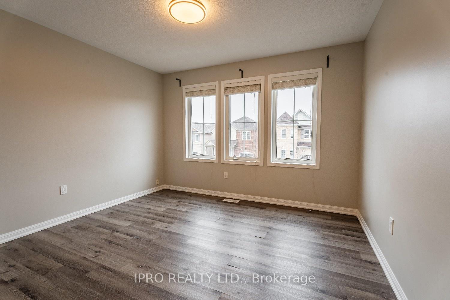 Photo 27 of 1136 Solomon Court, Milton, Willmott — HOMEH