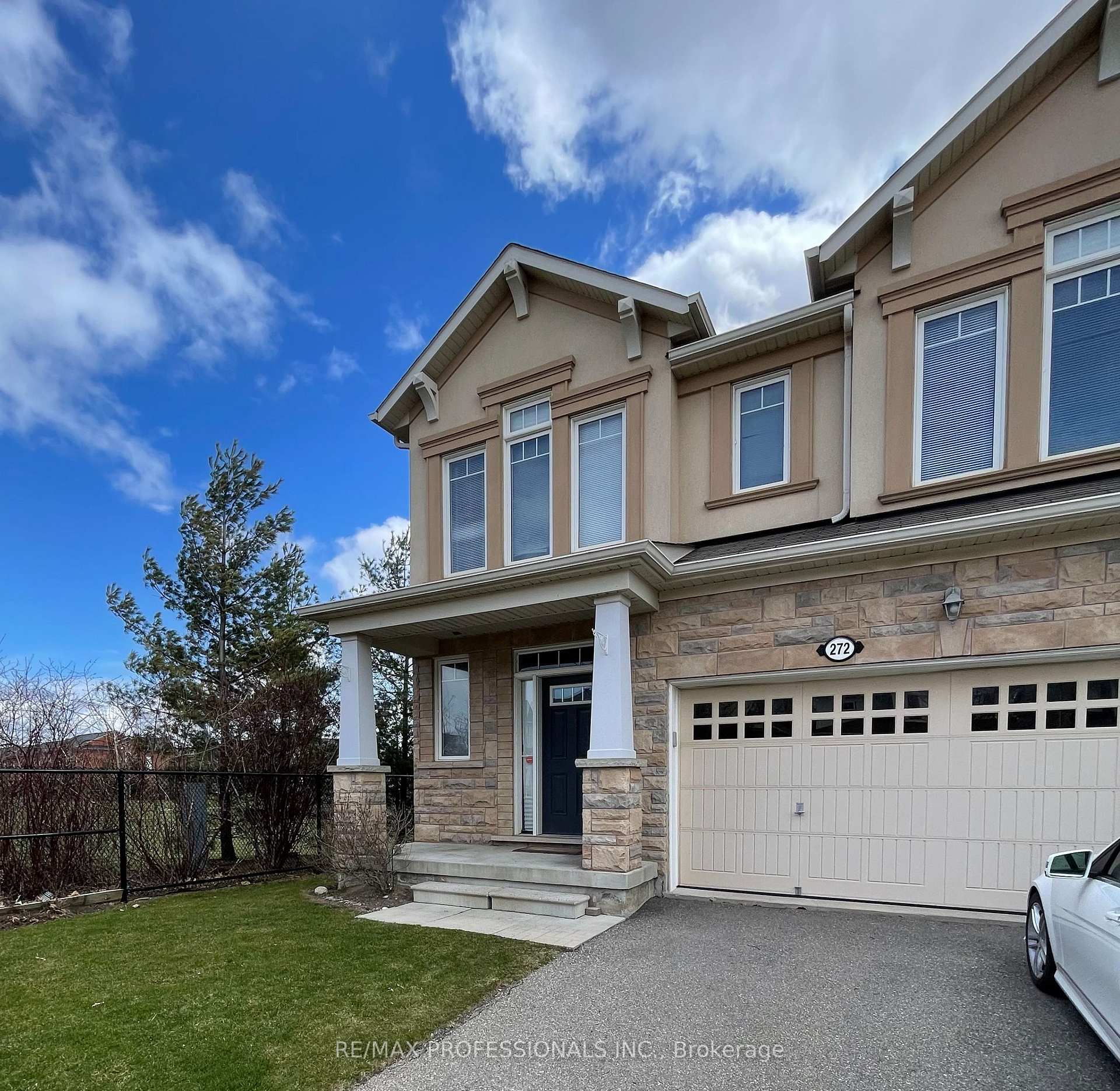 Front of 272 Leiterman Drive