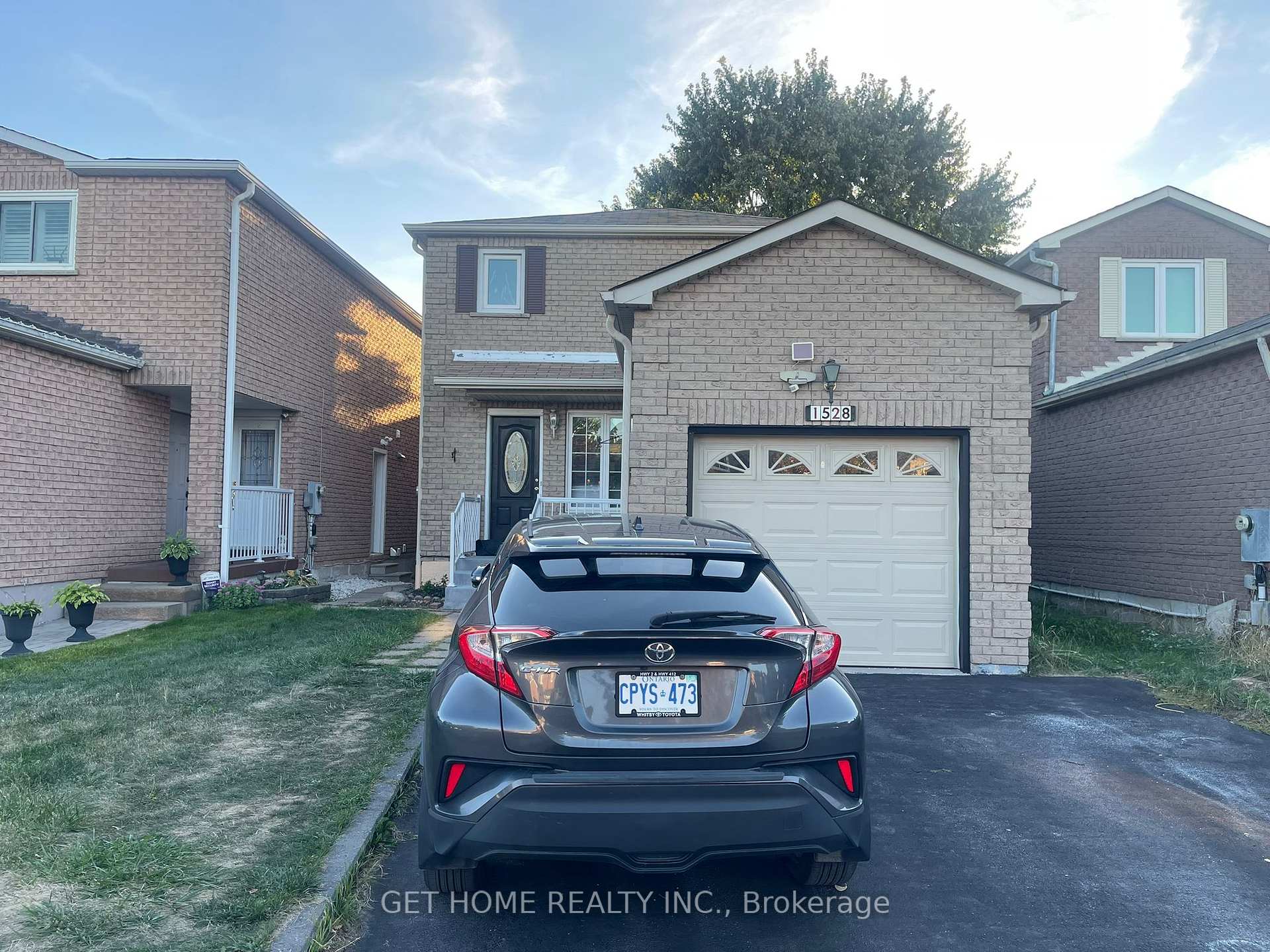 Photo 1 of 1528 Beechlawn Drive, Pickering, Village East — HOMEH