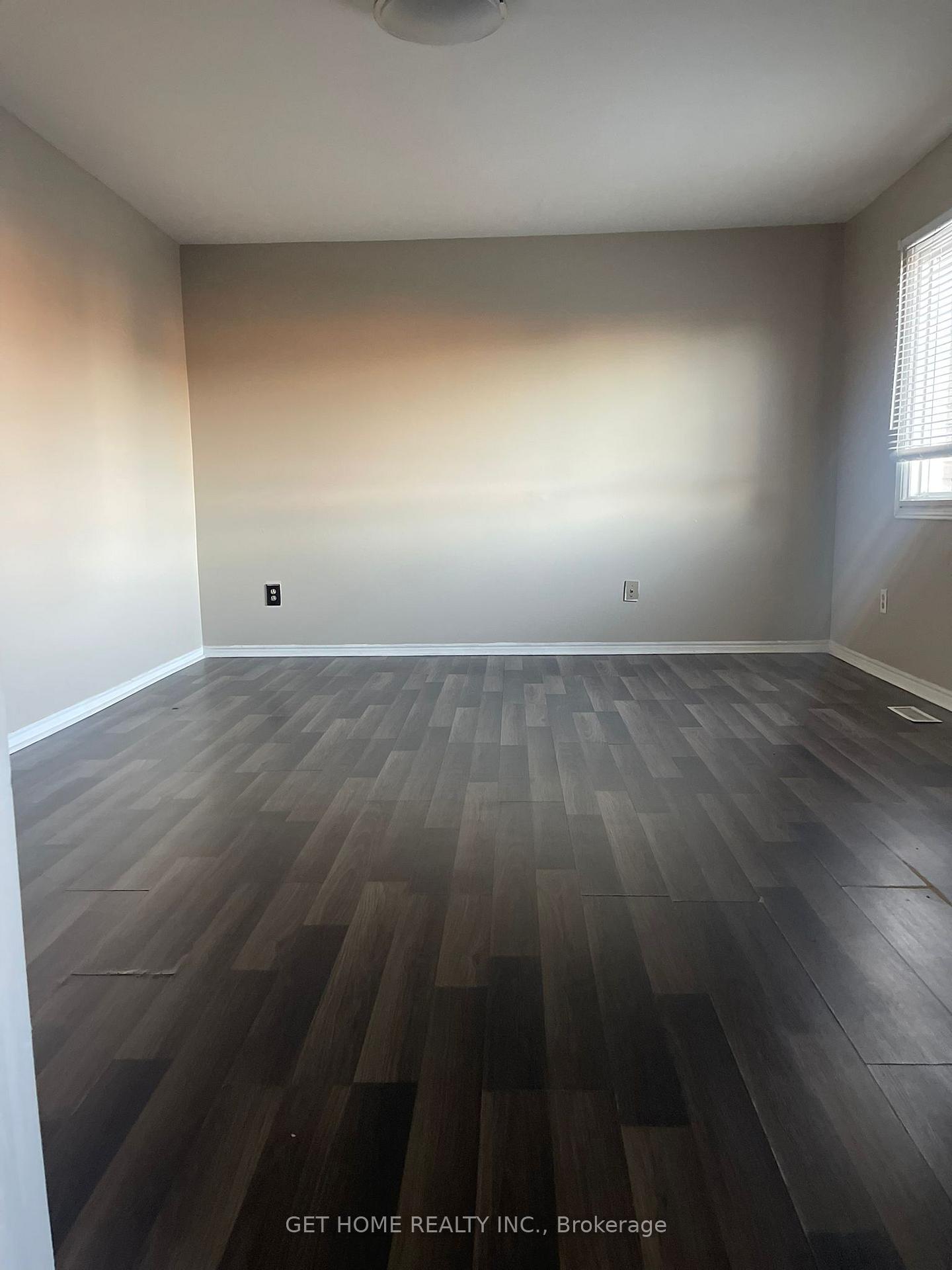 Photo 12 of 1528 Beechlawn Drive, Pickering, Village East — HOMEH