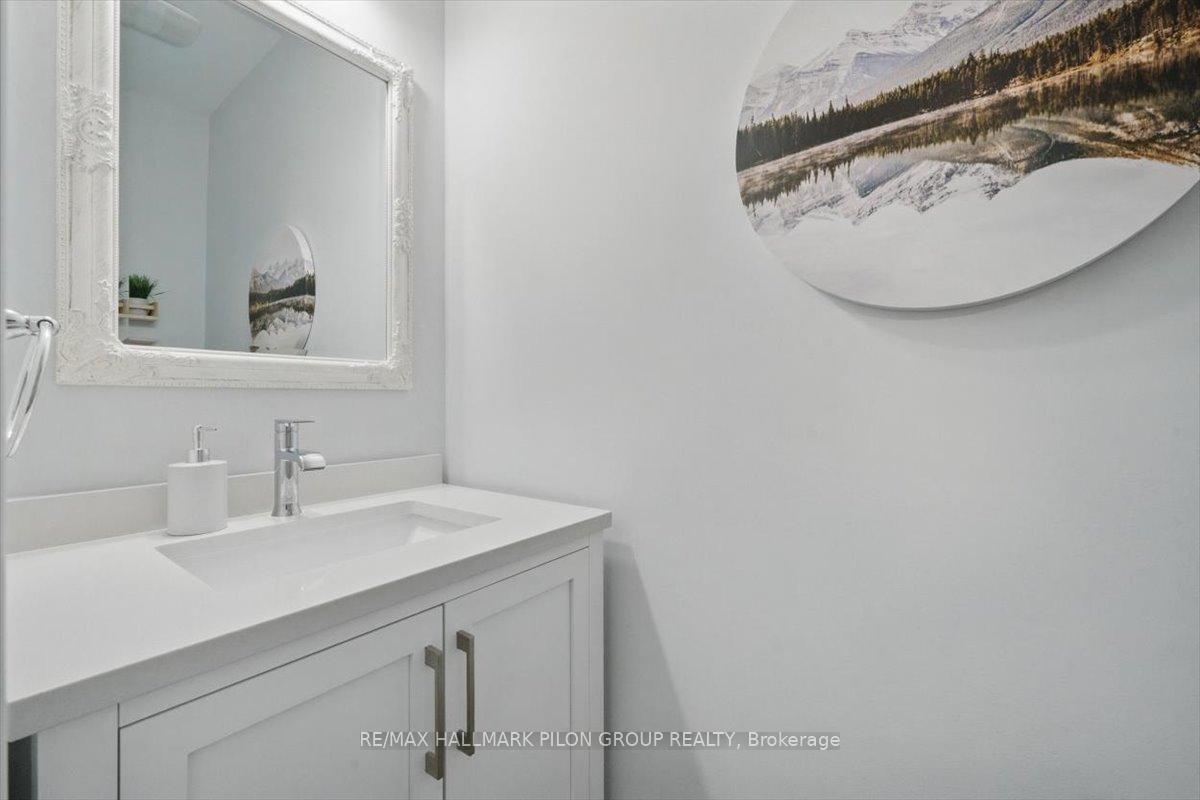 Photo 18 of 361 Sweetfern Crescent, Ottawa, Avalon West — HOMEH