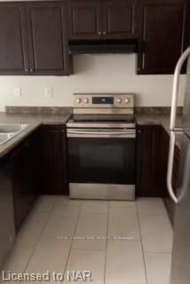 Photo 2 of 8089 Blue Ash Lane, Niagara Falls, Brown — HOMEH