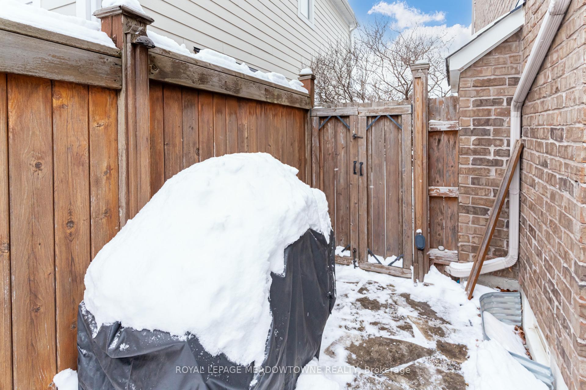 Photo 46 of 864 Bessy Trail, Milton, Coates — HOMEH