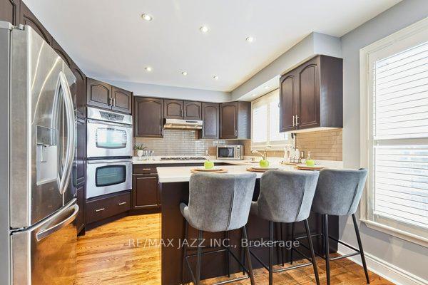 Photo 9 of 783 Pebble Court, Pickering, Amberlea — HOMEH