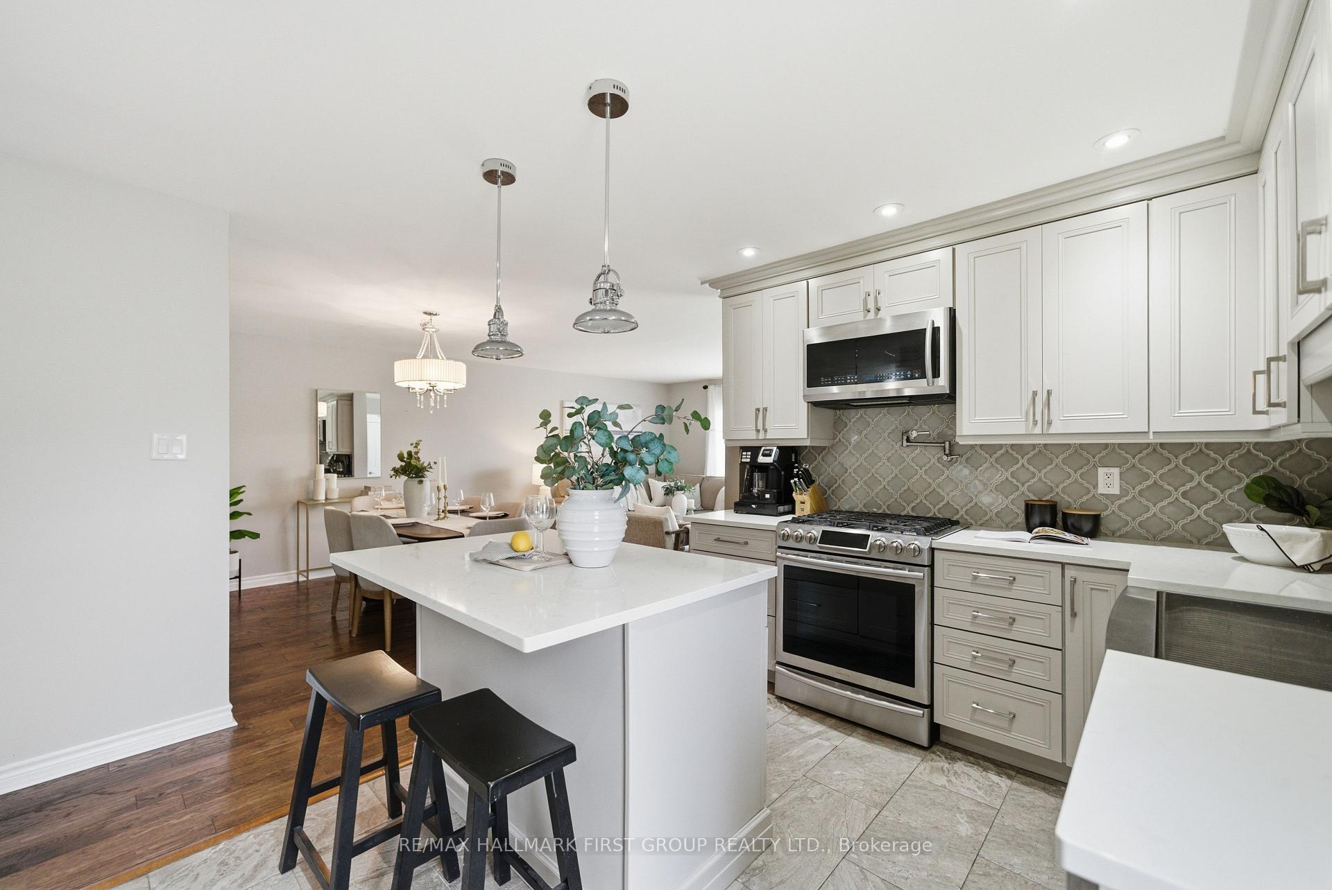 Photo 11 of 1307 Broadview Street, Pickering, Bay Ridges — HOMEH