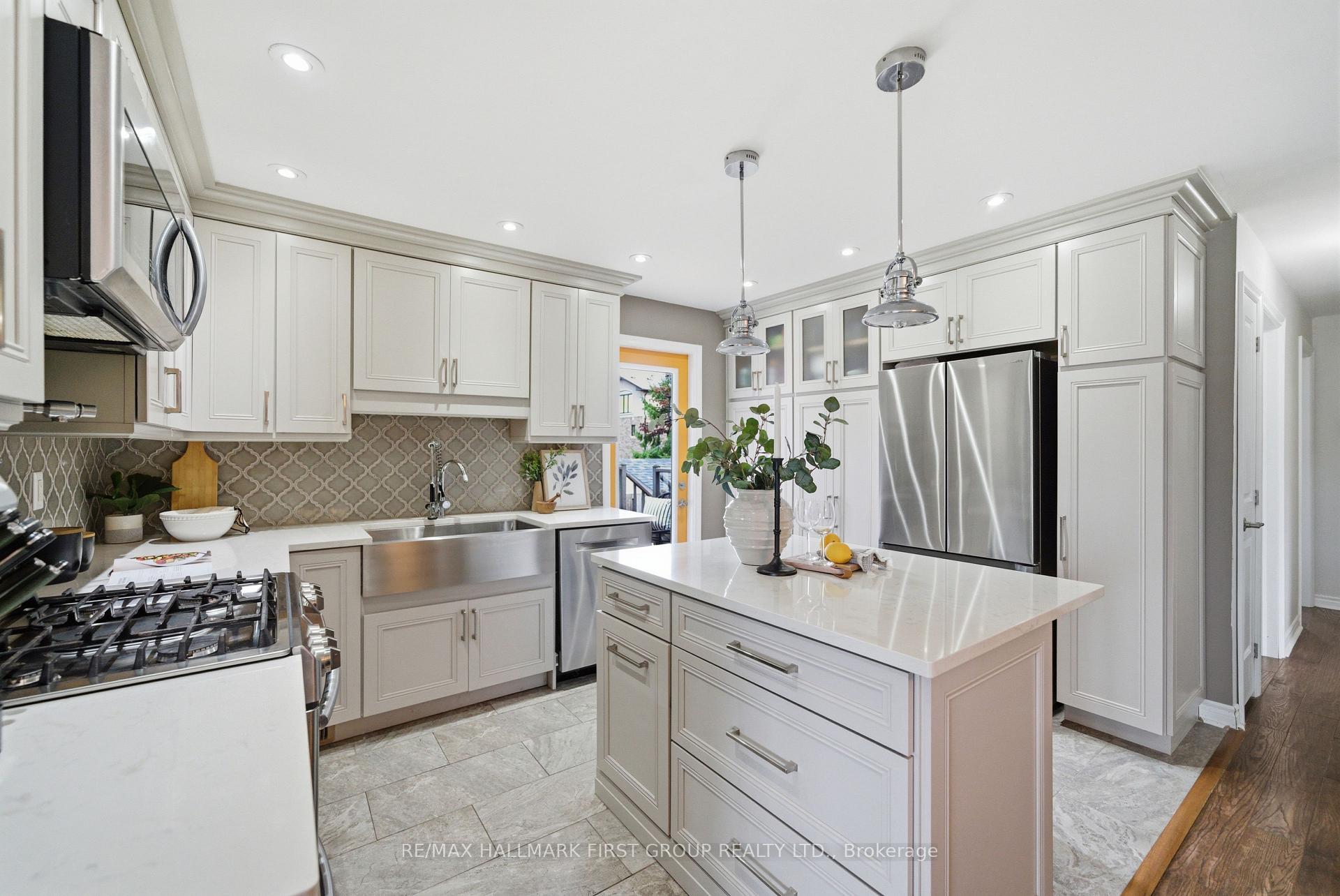 Photo 13 of 1307 Broadview Street, Pickering, Bay Ridges — HOMEH