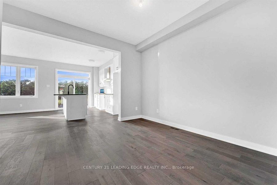 Photo 6 of 2088 Winsome Terrace, Ottawa, Fallingbrook/Gardenway South — HOMEH