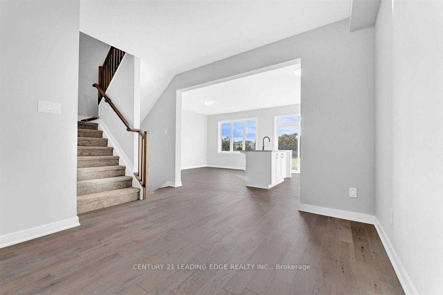 Photo 8 of 2088 Winsome Terrace, Ottawa, Fallingbrook/Gardenway South — HOMEH