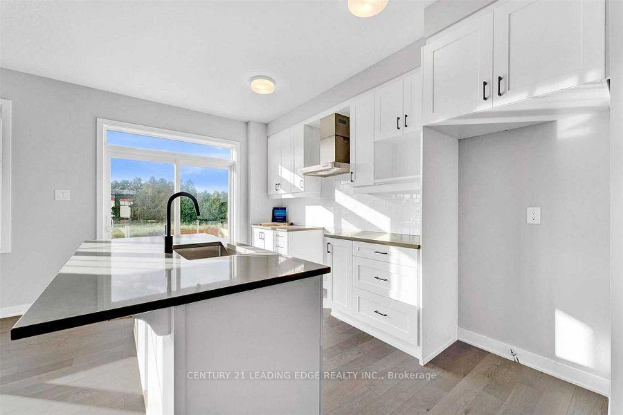 Photo 9 of 2088 Winsome Terrace, Ottawa, Fallingbrook/Gardenway South — HOMEH