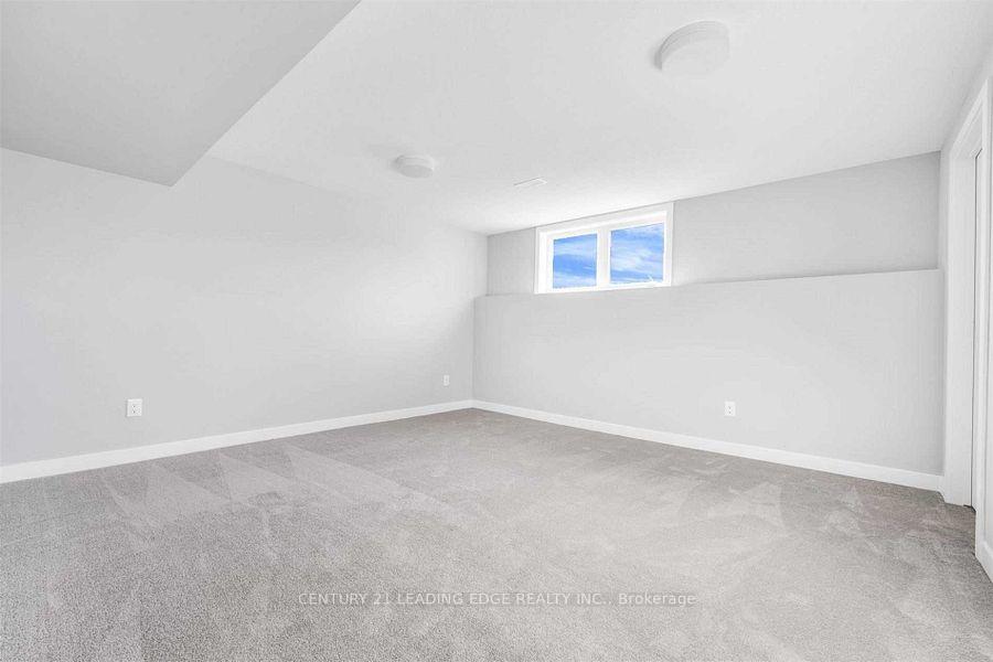 Photo 32 of 2088 Winsome Terrace, Ottawa, Fallingbrook/Gardenway South — HOMEH
