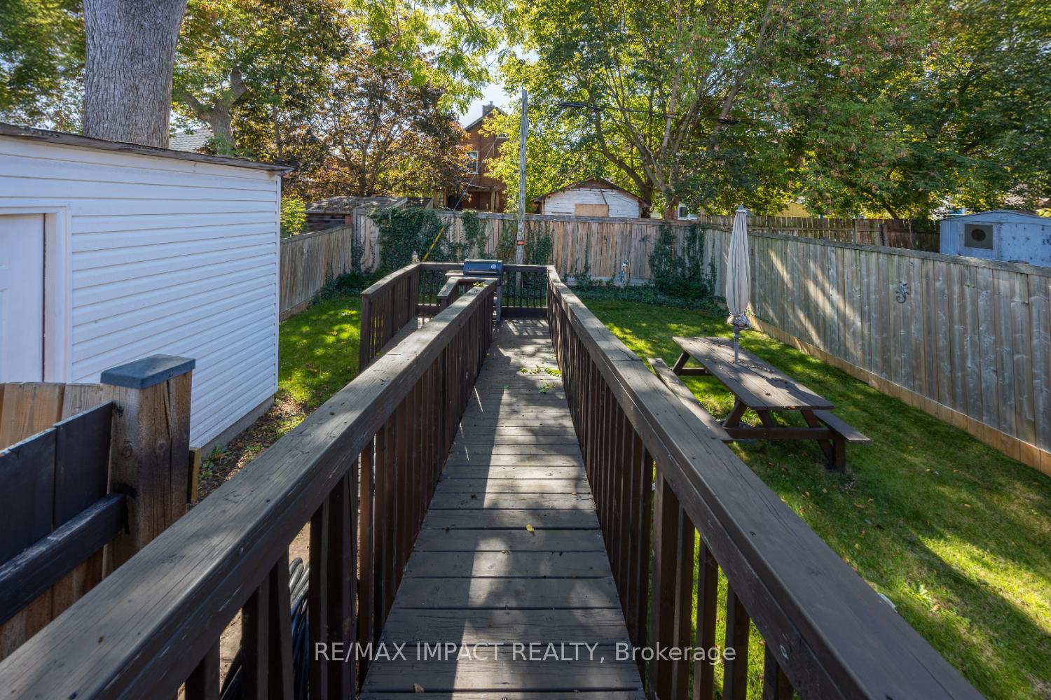 Photo 32 of 255 Arthur Street E, Oshawa, Central — HOMEH