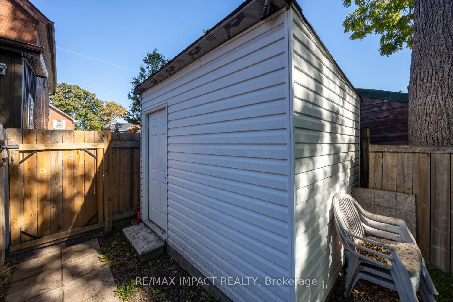 Photo 36 of 255 Arthur Street E, Oshawa, Central — HOMEH