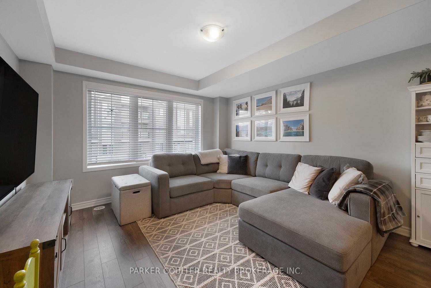 Photo 9 of 2479 Fall Harvest Crescent, Pickering, Rural Pickering — HOMEH