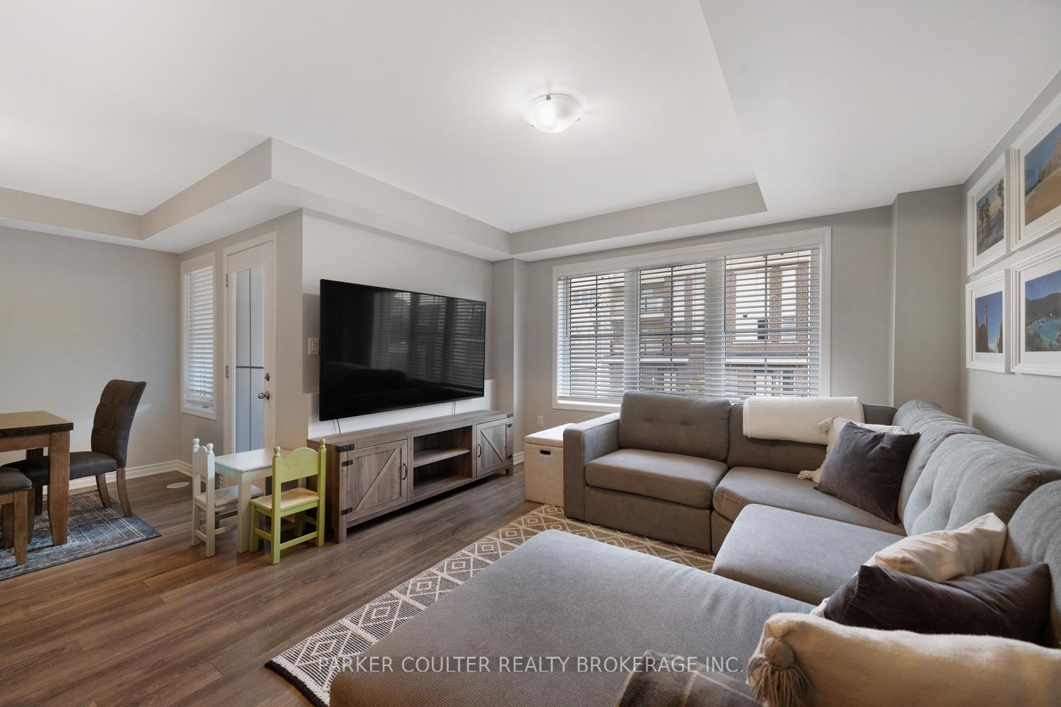 Photo 10 of 2479 Fall Harvest Crescent, Pickering, Rural Pickering — HOMEH