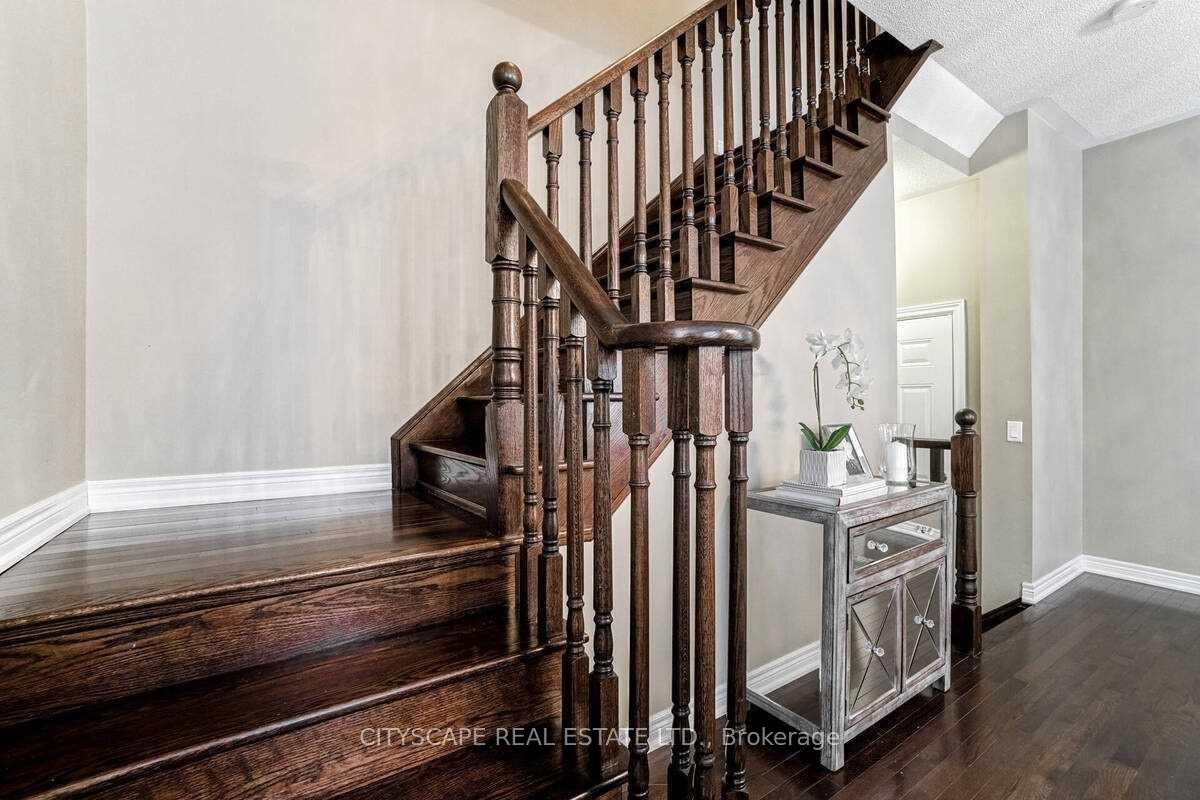 Photo 15 of 703 Megson Terrace, Milton, Willmott — HOMEH