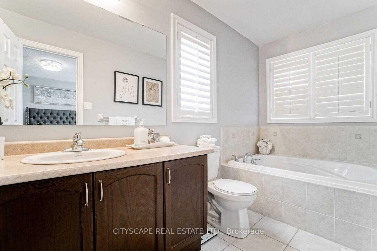 Photo 19 of 703 Megson Terrace, Milton, Willmott — HOMEH