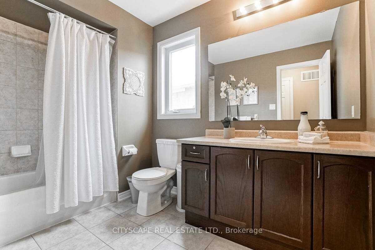 Photo 21 of 703 Megson Terrace, Milton, Willmott — HOMEH