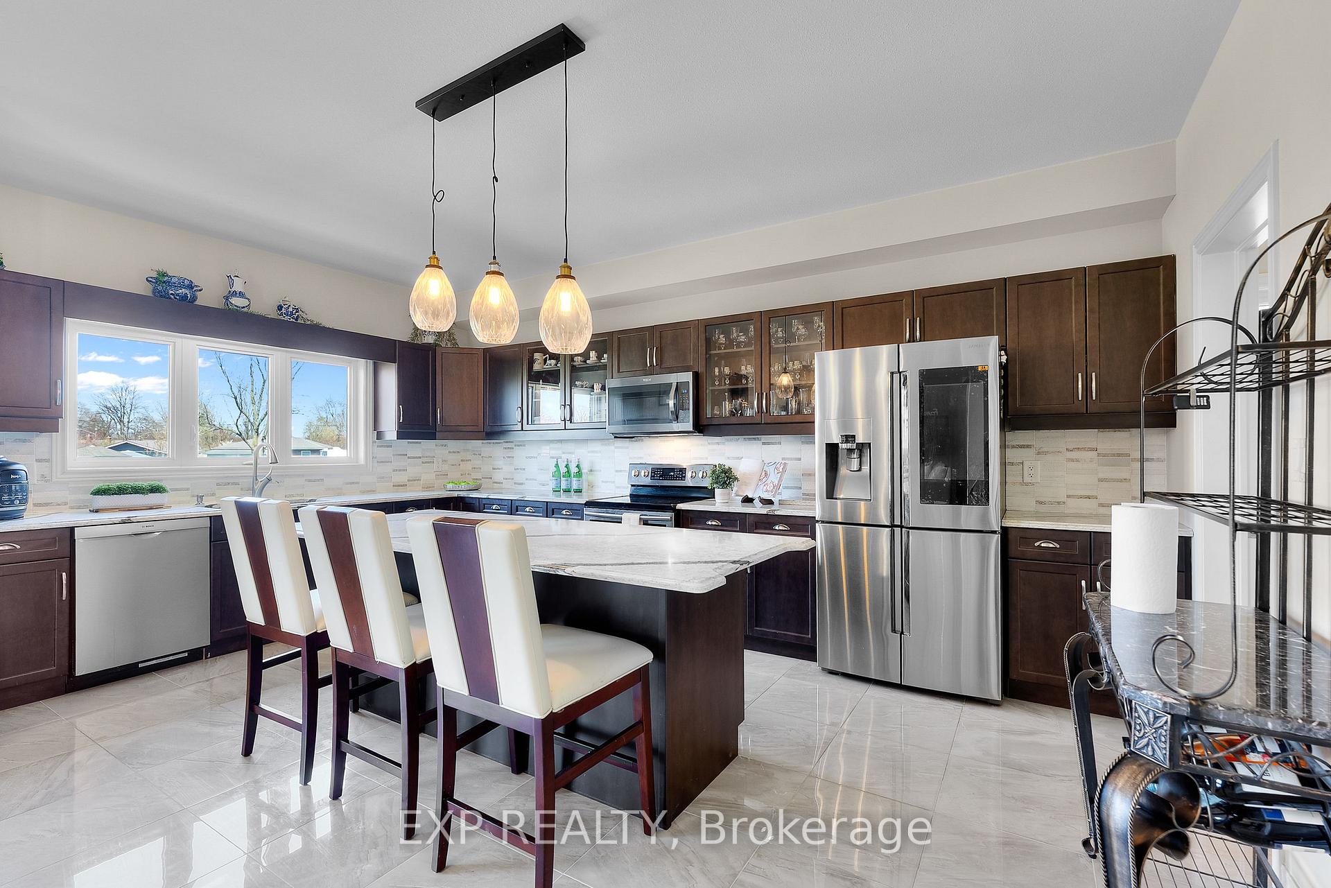 Photo 16 of 6311 Sam Iorfida Drive, Niagara Falls, Oldfield — HOMEH