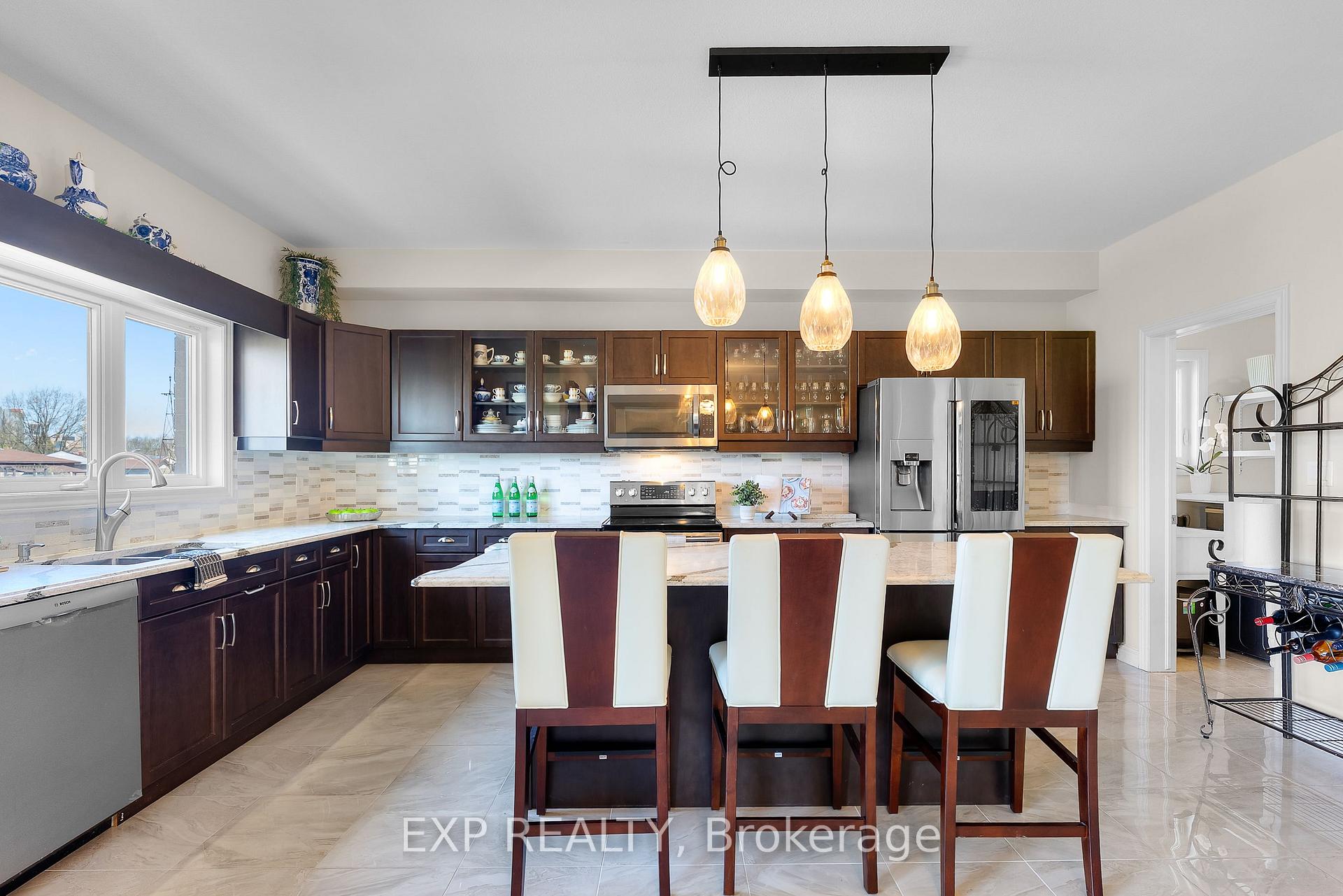 Photo 17 of 6311 Sam Iorfida Drive, Niagara Falls, Oldfield — HOMEH