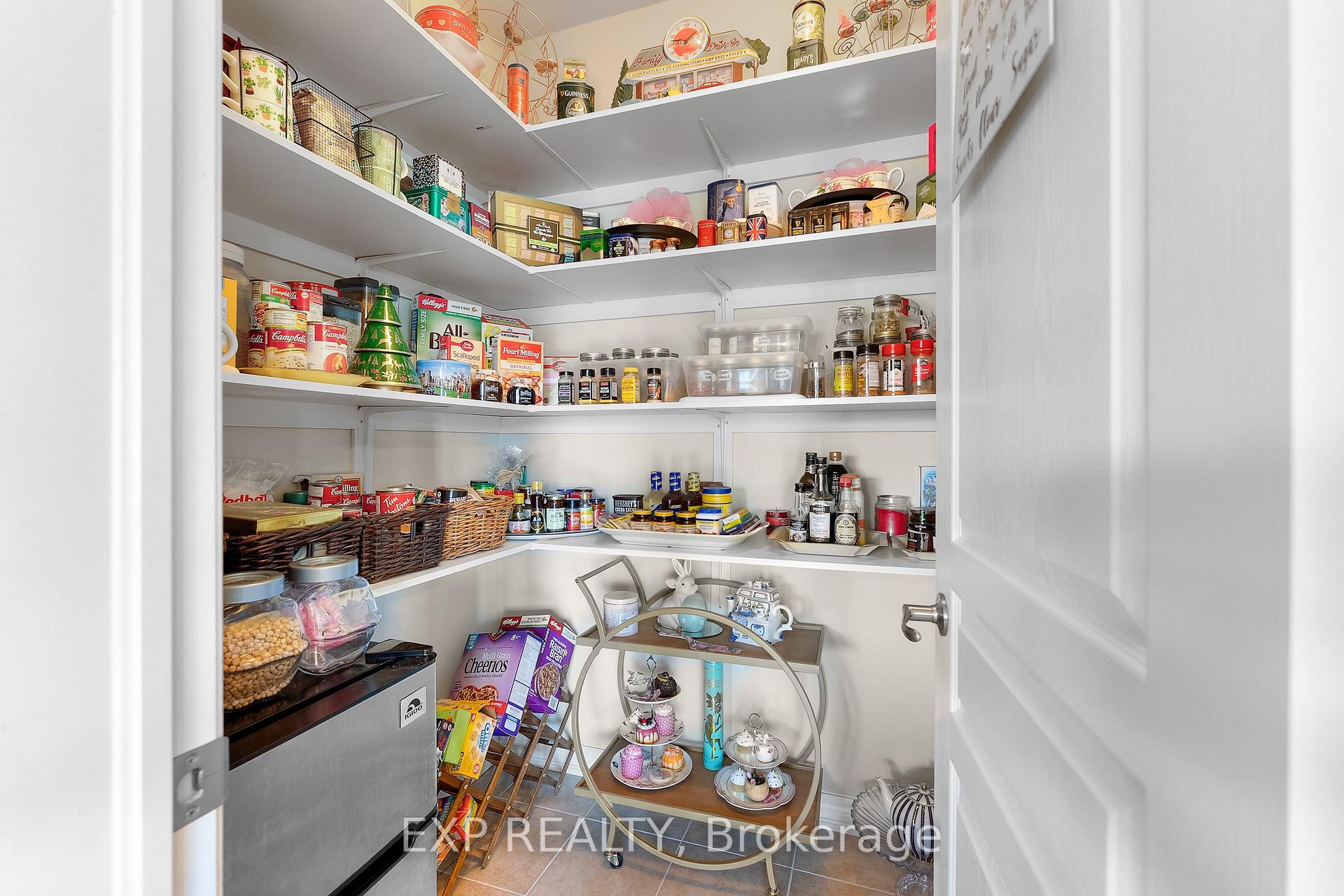 Photo 21 of 6311 Sam Iorfida Drive, Niagara Falls, Oldfield — HOMEH