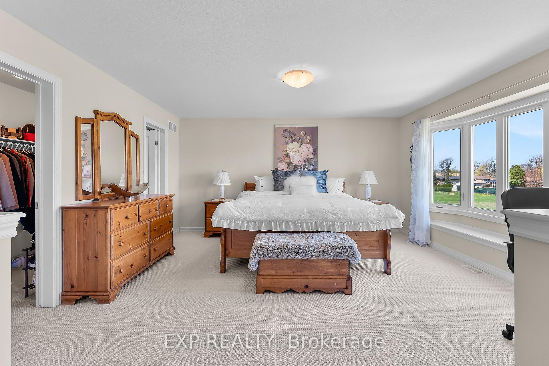 Photo 27 of 6311 Sam Iorfida Drive, Niagara Falls, Oldfield — HOMEH